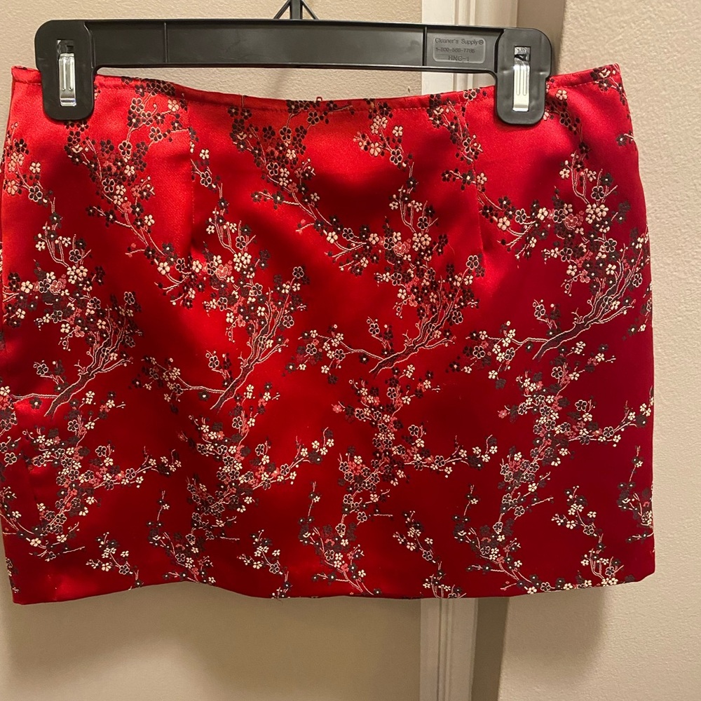 Vintage 90’s Satin /Brocade Mini Skirt Size 11/12